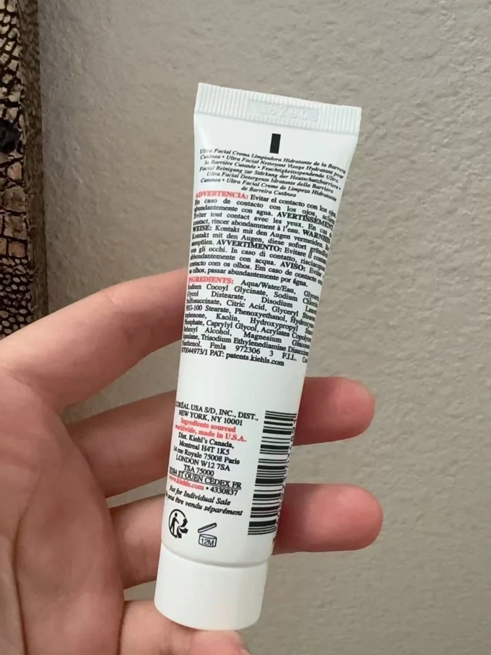 Title: Kiehl's Ultra Facial Barrier-Hydrating Cleanser Mini (1.0 fl oz / 30ml)